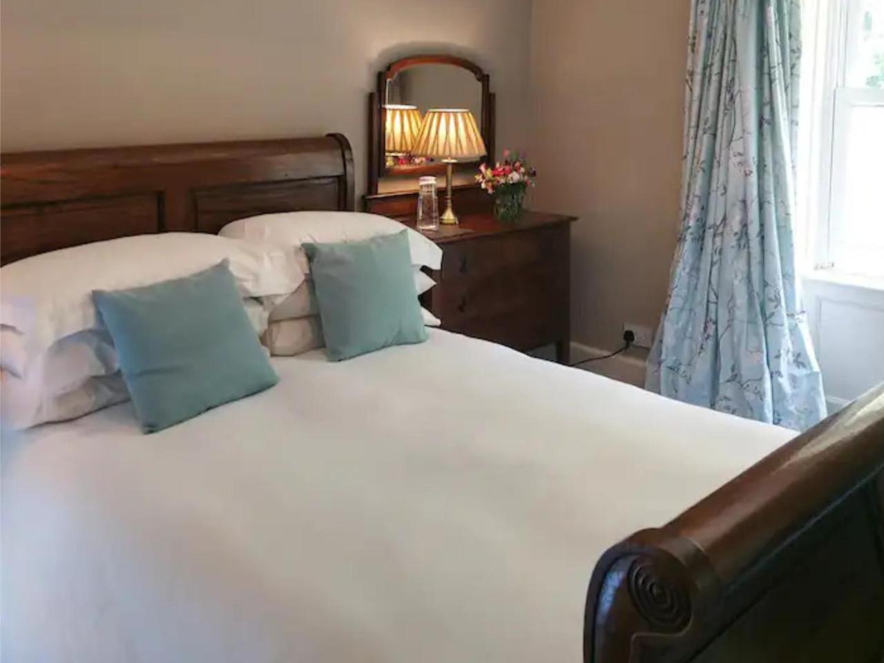Bed and Breakfast The West Wing à Whitford Extérieur photo